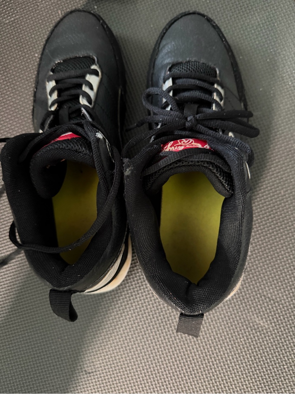 Men’s Rawlings Black Baseball Cleats - Picture 3 of 3